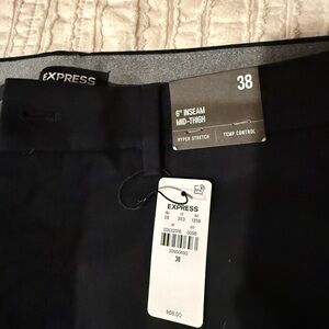 Black express shorts